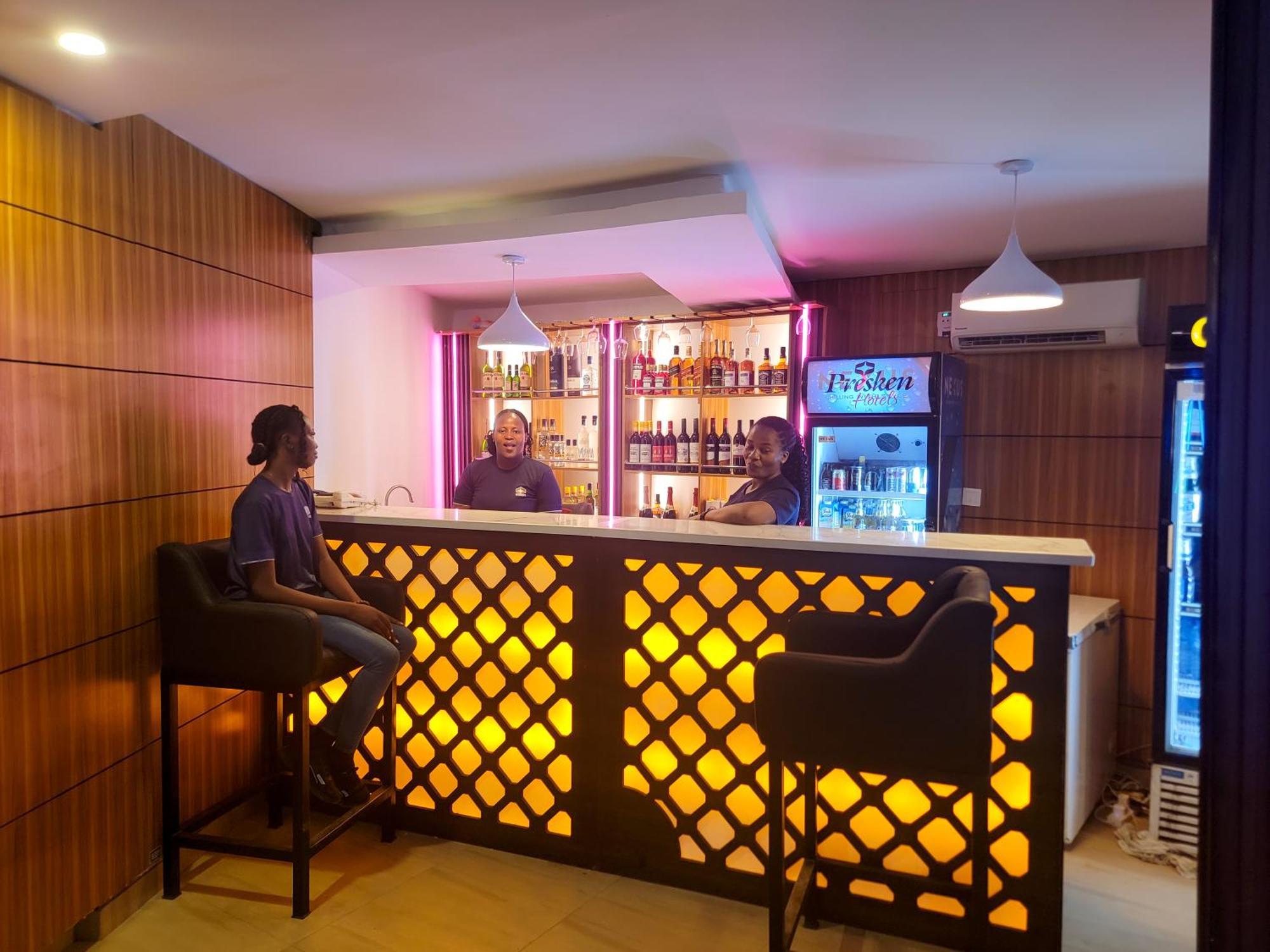 Presken Hotels Alade Avenue Ikeja Zewnętrze zdjęcie